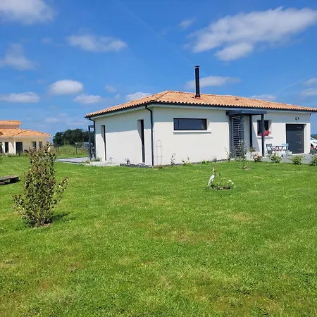 Pause 24 Guest house