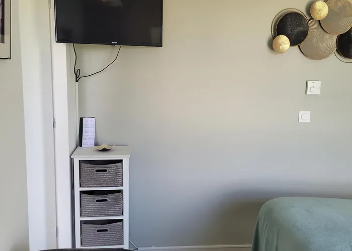 Pensión Pause 24 3*